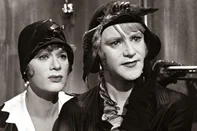 quanto mais quente melhor , filme , hotel , +economia<!-- NICAID(11818628) -->