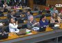 VÍDEO: Jandira Feghali chama Nikolas Ferreira de "moleque" em bate-boca na CPI do 8 de Janeiro