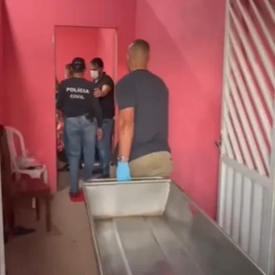 A Polícia Civil de Alagoas, por meio da Diretoria de Repressão à Corrupção e ao Crime Organizado (DRACCO), elucidou o caso do desaparecimento da bebê Ana Beatriz, de apenas 15 dias de vida, no município de Novo Lino.<!-- NICAID(16018714) -->