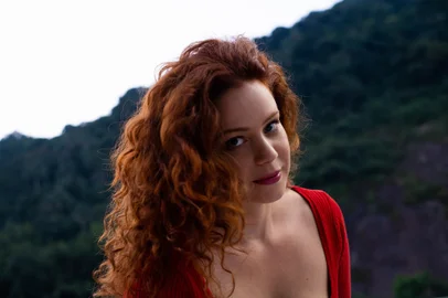 Atriz Leandra Leal para Revista Donna<!-- NICAID(15496190) -->