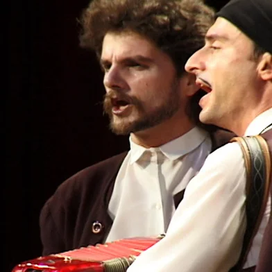 Documentário Tangos e Tragédias para Sempre ganha exibição no Theatro São Pedro. Na imagem, apresentação de 1997.<!-- NICAID(15856177) -->