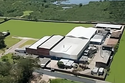 Fábrica_Astória Papéis, em Gravataí, atingida pela cheia.<!-- NICAID(15853336) -->