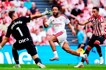 Ejuke, futebol, Sevilla