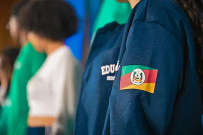 PORTO ALEGRE, RS, BRASIL - 10.10.2024 - Solenidade de lançamento dos uniformes da Rede Estadual Gaúcha. Foto: Rodrigo Ziebell / GVG /Divulgação<!-- NICAID(15888032) -->