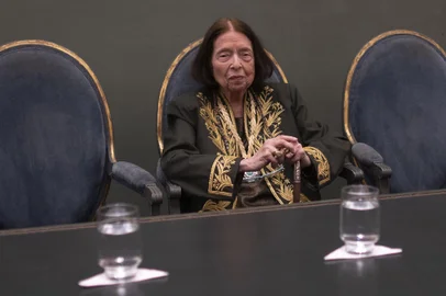 (FILES) In this file photo taken on April 08, 2022, Brazilian author Nelida Pinon and "immortal" member of the Academia Brasileira de Letras (ABL-Brazilian Letters Academy) sits after Brazilian songwriter and former Culture Minister Gilberto Gil's swearing-in ceremony as a new "immortal" in Rio de Janeiro, Brazil. - Brazilian writer Nelida Piñon died on December 17, at the age of 85, in Lisbon, announced the president of the Brazilian Academy of Letters (ABL), the institution she was the first woman to preside. (Photo by Mauro PIMENTEL / AFP)<!-- NICAID(15298420) -->