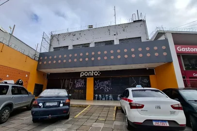 Ponto Frio na Avenida da Azenha fechou<!-- NICAID(16346091) -->
