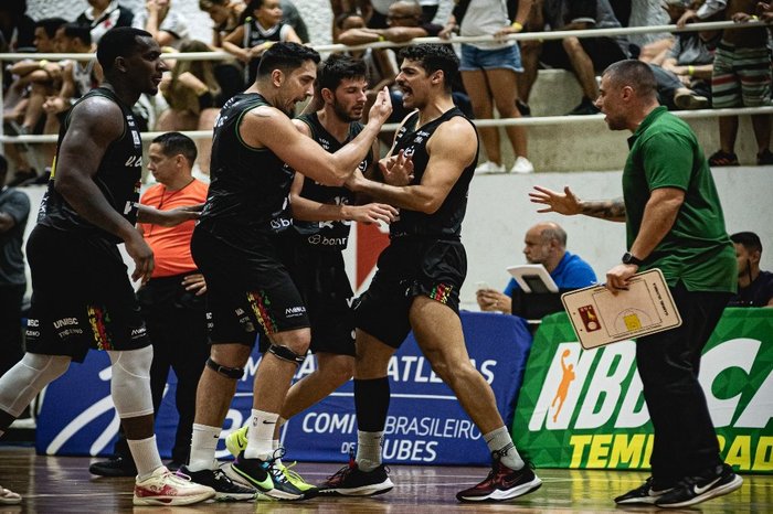 Mauricio Almeida / R10 Score Vasco