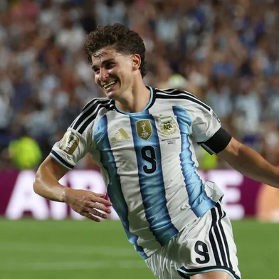 Argentina's forward #09 Julian Alvarez celebrates scoring his team's second goal during the 2026 World Cup football tournament quarter-final match between Argentina and Switzerland at the Kansas City Stadium in Kansas City on July 11, 2026.  (Photo by Odd ANDERSEN / AFP)Editoria: SPOLocal: Kansas CityIndexador: ODD ANDERSENSecao: soccerFonte: AFPFotógrafo: STF<!-- NICAID(16325792) -->