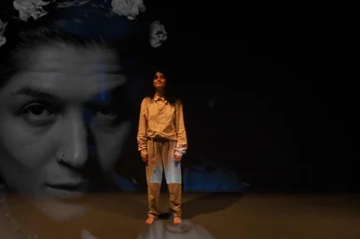 Tânia Farias em "Manifesto de Uma Mulher de Teatro"<!-- NICAID(15222469) -->
