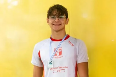 Matias Bottoni, nadador argentino, que ficou paraplégico.<!-- NICAID(16036559) -->