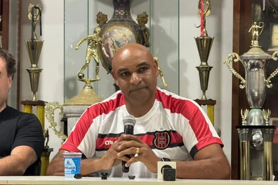 emerson da rosa<!-- NICAID(16199792) -->