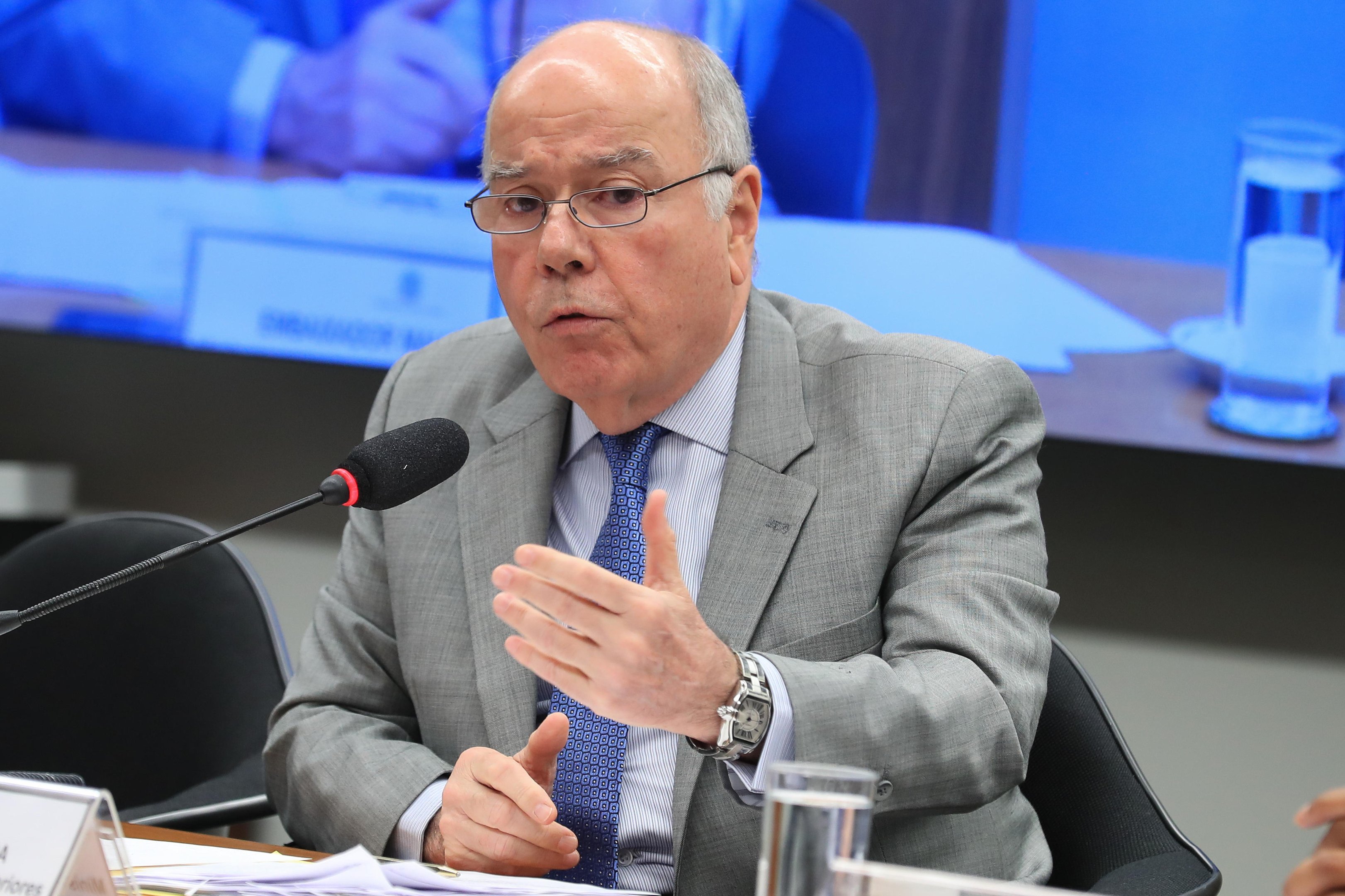 Lula não irá à posse de Keiko Fujimori no Peru; ministro Mauro Vieira representará o Brasil