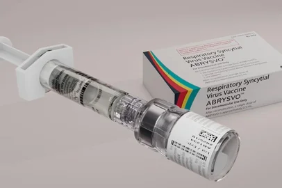 Vacina que protege bebês contra bronquiolite chega ao Brasil<!-- NICAID(15875026) -->