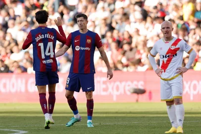 Florian Leujene, João Félix, Lewandowski, futebol, Barcelona, Rayo Vallecano