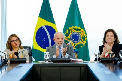 SEAUD / Presidência da República Lula sanciona Dia em memória às vitimas da covid-19<!-- NICAID(16282993) -->