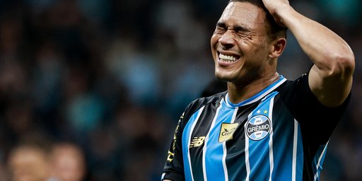 Pedido de Carlos Vinícius ao Grêmio é considerado inviável