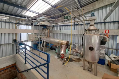 Caxias terá unidade de teste para geração de energia a partir do lixo. Na foto reator de pirólise usada nos primeiros estudos<!-- NICAID(15365364) -->