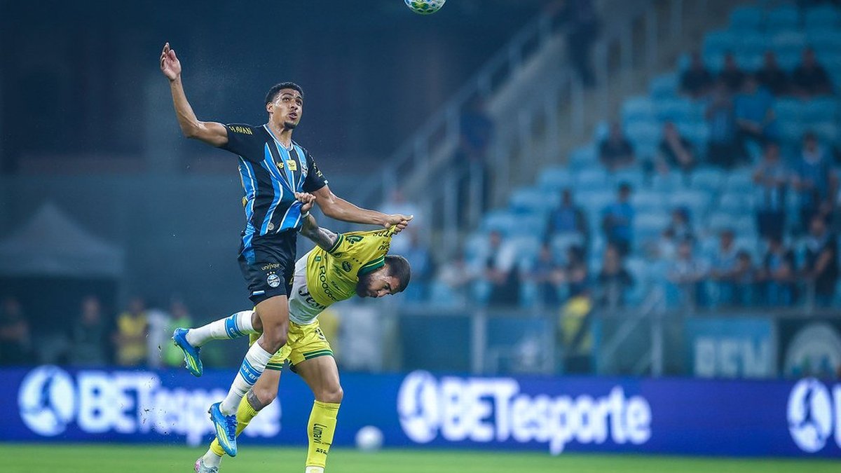 Reforços da Série B ganham espaço e brilham no Grêmio
