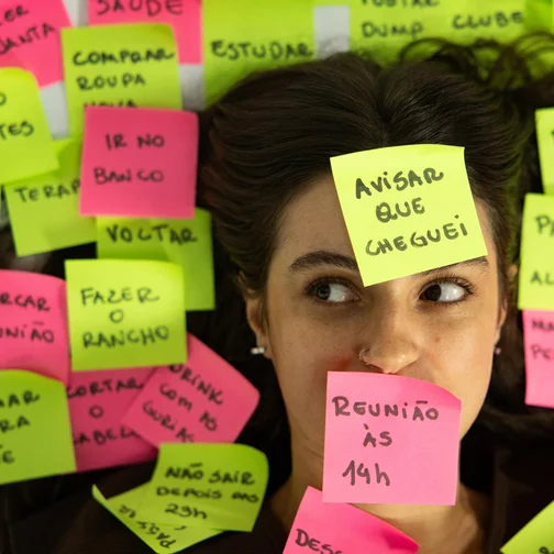 PORTO ALEGRE, RS, BRASIL, 05-03-2026: Fotos para matéria de Donna que aborda os diferentes custos de ser mulher, que vão desde aspectos financeiros e materiais até dimensões emocionais, psicológicas e sociais. (Foto: André Ávila/Agência RBS)Indexador: Andre Avila<!-- NICAID(16238919) -->