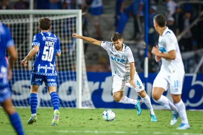 Gremio x Godoy CruzMendoza, Argentina, 24/04/2025 - Godoy Cruz vs Grêmio pela Copa Sul-Americana 2025 no Estádio Malvinas Argentinas - Foto: Lucas Uebel/Grêmio FBPA/DivulgaçãoEditoria: SPOLocal: MendozaIndexador: Lucas UebelSecao: futebolFonte: Gremio.netFotógrafo: Gremio x Godoy Cruz<!-- NICAID(16023984) -->