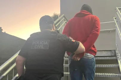 Onze pessoas são presas em operação com apreensão recorde de ecstasy em Marau<!-- NICAID(16106677) -->