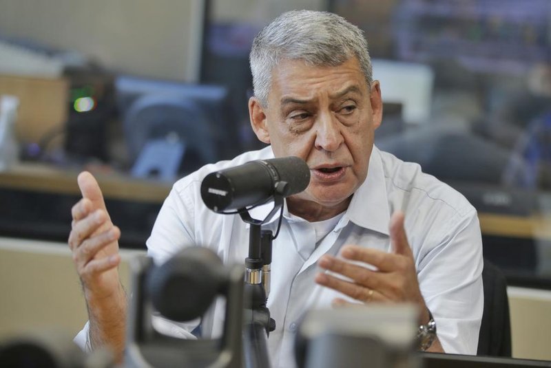 PORTO ALEGRE, RS, BRASIL, 19/06/2023- Prefeito Sebastião Melo na Radio Gaúcha. Foto: Lauro Alves  / Agencia RBS<!-- NICAID(15459833) -->