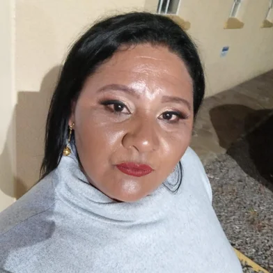 Autores de comentários racistas que fizeram com que uma servidora pública abandonasse o evento no qual trabalhava poderão responder por injúria racial em Nova Prata. A delegacia de Polícia Civil  recebeu a vítima na manhã desta quarta-feira (7).  Lisiane Lisboa Vieira, 41 anos, interpretava a Mamãe Noel no sábado, durante a abertura do Natal, quando se sentiu constrangida por algumas pessoas que se surpreenderam pelo fato do papel ser representado por uma negra.<!-- NICAID(15288230) -->