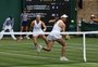 Luisa Stefani cai nas quartas de final de duplas em WImbledon