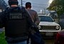 Despachante e ex-vistoriador de CRVA são presos por suspeita de adulterar documentos para liberar veículos que não poderiam circular 
