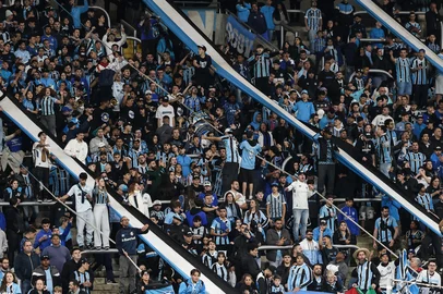 PORTO ALEGRE, RS, BRASIL, 08-07-2025: Na Arena, Grêmio enfrenta o São José valendo o título da Recopa. O duelo promove o encontro entre o campeões do Gauchão 2024 — o Tricolor — e da Copa FGF do ano passado — o Zeca. Fotos: Duda Fortes/Agência RBS<!-- NICAID(16076160) -->
