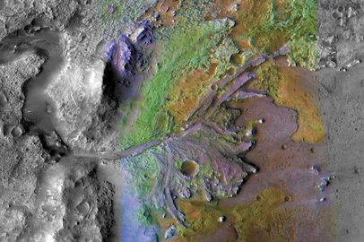 Cratera Jezero, em Marte, fotografada pela missão NASA's Mars 2020<!-- NICAID(15662809) -->