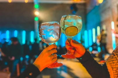 fuga, cais embarcadero, porto alegre, destemperados, bar<!-- NICAID(15097152) -->