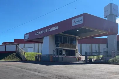 Multinacional de Santa Rosa suspende contratos de cerca de 300 funcionários e paralisa produção<!-- NICAID(16282741) -->