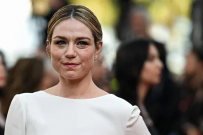 (FILES) Belgian actress and member of the Un Certain Regard jury Emilie Dequenne arrives for the screening of the film "The Old Oak" during the 76th edition of the Cannes Film Festival in Cannes, southern France, on May 26, 2023. Belgian actress Emilie Dequenne died aged 43 early on March 16, 2025, evening at the Gustave Roussy hospital in Villejuif (Paris suburbs), following a rare form of cancer, her family and agent Danielle Gain told AFP. (Photo by Patricia DE MELO MOREIRA / AFP)<!-- NICAID(15997098) -->