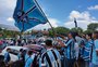 Torcida do Grêmio esgota ingressos para jogo contra o Esportivo