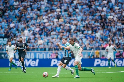 Grêmio x Juventude, na Arena, partida de ida da semifinal do Gauchão 2026. Na foto: atacante do Ju, Alisson Safira.<!-- NICAID(16225928) -->