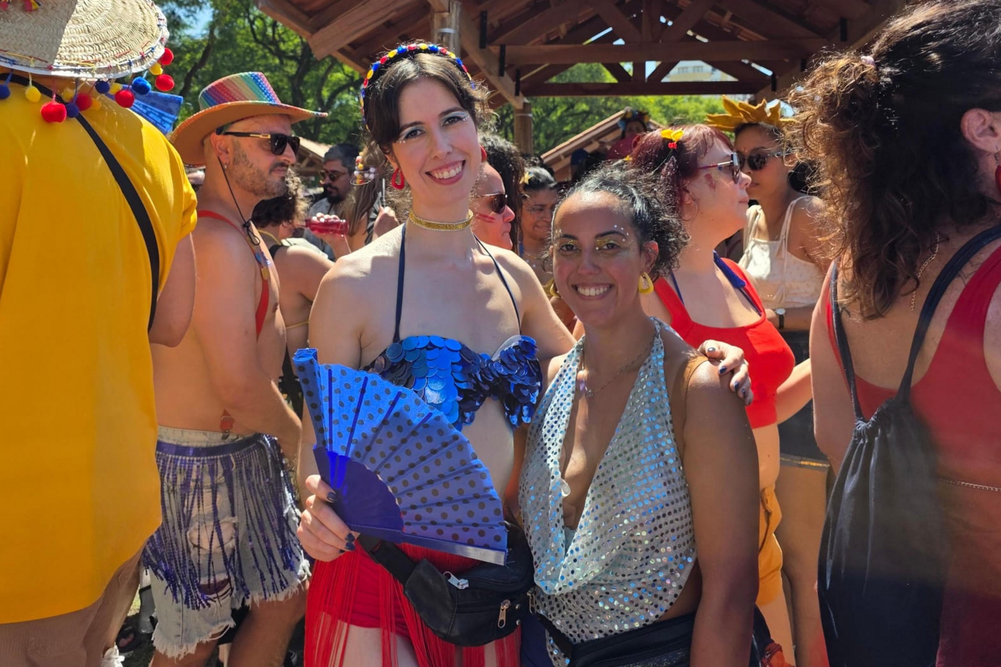 Bloco da Laje re&uacute;ne foli&otilde;es e refor&ccedil;a tradi&ccedil;&atilde;o do Carnaval de rua em Porto Alegre