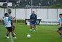 Grêmio diminui ritmo dos treinos em São Paulo e liga alerta contra defasagem física