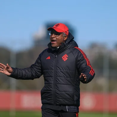 Roger Machado comanda treino do Inter em 1º de julho.<!-- NICAID(16075261) -->