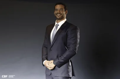 Samir Xaud, presidente da CBF, tomou posse neste domingo (25).<!-- NICAID(16045526) -->