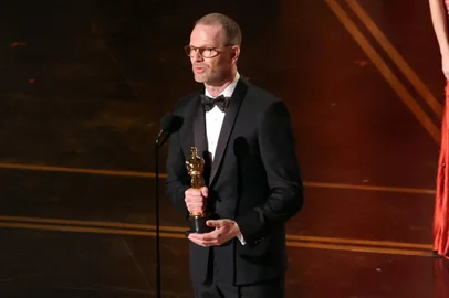 HOLLYWOOD, CALIFORNIA - MARCH 15: Joachim Trier accepts the International Feature Film award for "Sentimental Value" onstage during the 98th Oscars at Dolby Theatre on March 15, 2026 in Hollywood, California.   Kevin Winter/Getty Images/AFP (Photo by KEVIN WINTER / GETTY IMAGES NORTH AMERICA / Getty Images via AFP)<!-- NICAID(16245812) -->