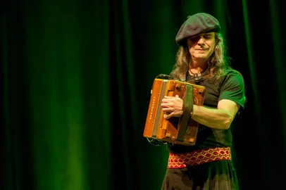 O músico Renato Borghetti.<!-- NICAID(15472400) -->