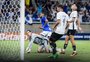 Cruzeiro aproveita erros do Botafogo e vence no Mineirão na estreia do Brasileirão