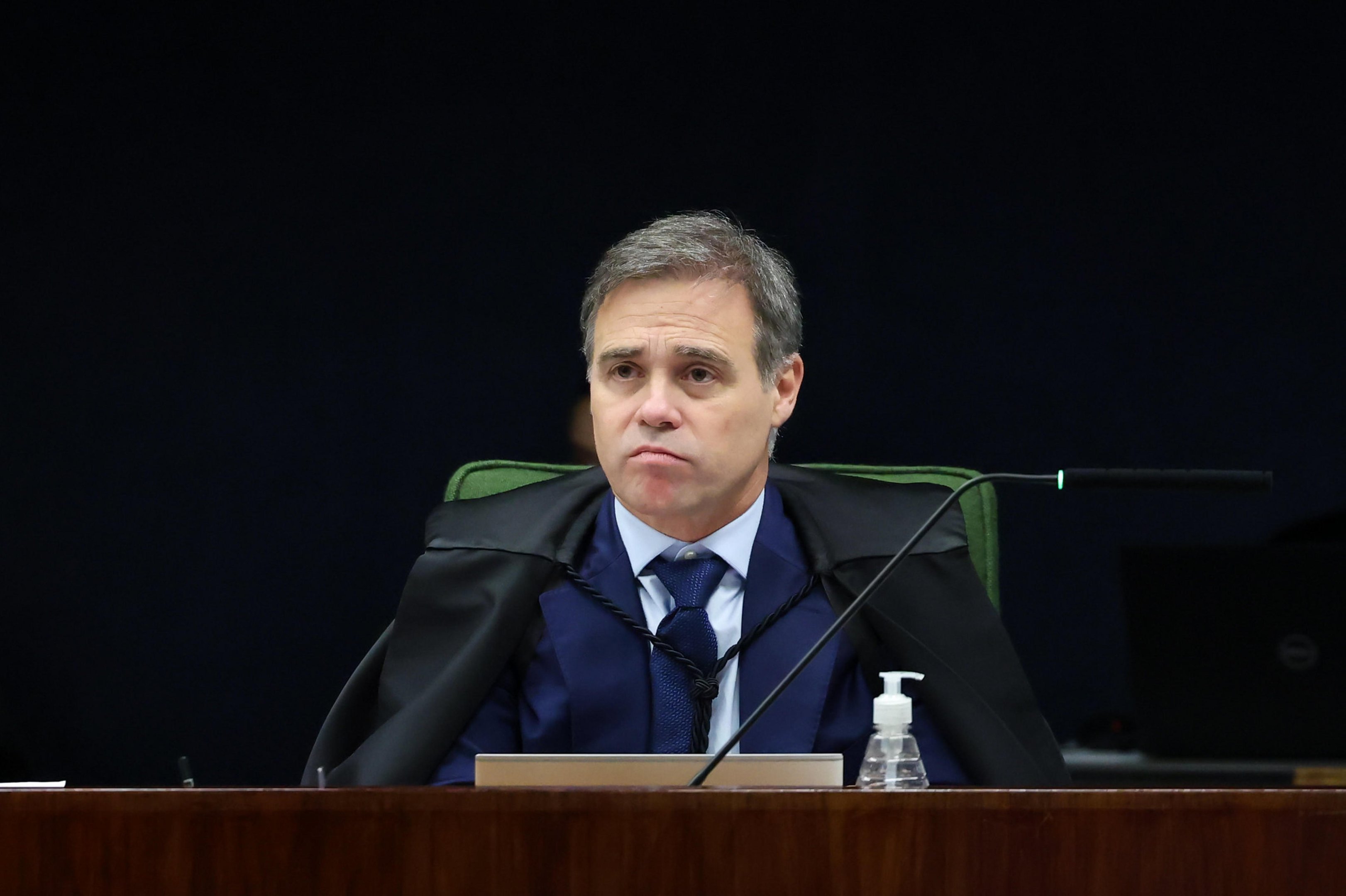 Mendon&ccedil;a autorizou quebra de sigilos de Lulinha antes da CPI do INSS