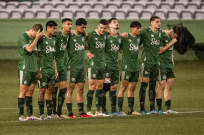 Nos pênaltis, Juventude perde para o Coritiba e é eliminado da Copa do Brasil sub-20<!-- NICAID(15881294) -->