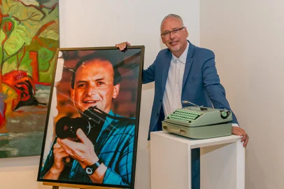 Marcos Kirst fala sobre o legado de Ary Trentin na Feira do Livro de Caxias do SulAutor de biografia lançada neste ano comanda bate-papo dia 4 de outubro, na Galeria Municipal de Arte<!-- NICAID(15214387) -->