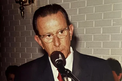 Luiz Carlos Dale Nogari / Arquivo Pessoal Aos 91 anos, leiloeiro mais antigo em atividade no Brasil é de Passo Fundo: "a mente não envelhece"<!-- NICAID(16183555) -->