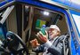 Lula critica regra da Europa e sobe em caminhão com biodiesel gaúcho: "Ninguém é louco de substituir produção de alimento"