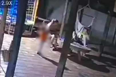 Criança de 2 anos pega arma do pai e mata a mãe com tiro acidental em MS<!-- NICAID(16059869) -->