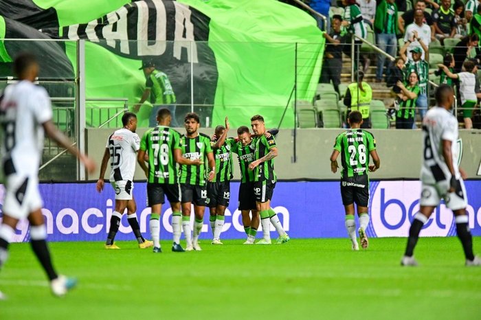Mourão Panda / América